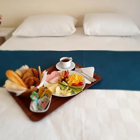 فندق مبيت وإفطار Dreams Bodrum Hotel 3*